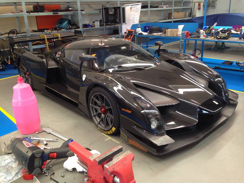Illustration for article titled When Was The Last Time You Saw A Spaceship On The Road Like The SCG 003?